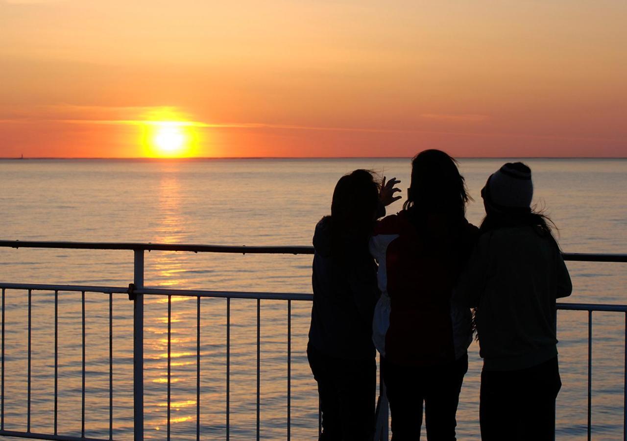 Viking Line Ferry Viking Grace - One-Way Journey From Turku To Stockholm Exterior foto